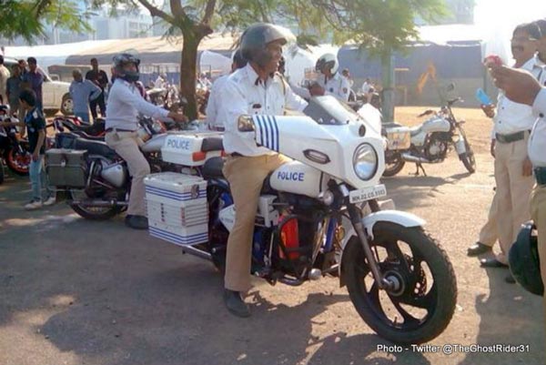 इन मोटरसाइकिलों से चोरों का पीछा करती हैं भारतीय पुलिस, हार्ले-डेविडसन से होंडा सीबीआर 250 तक है शामिल