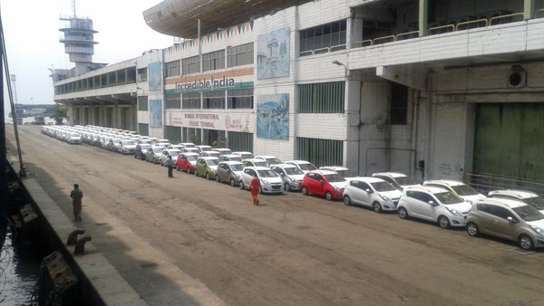 ऑटो इंडस्ट्री बीएस-4 वाहन व्हीकल रजिस्ट्रेशन फीस से जुड़ा सरकार ने लिया फैसला