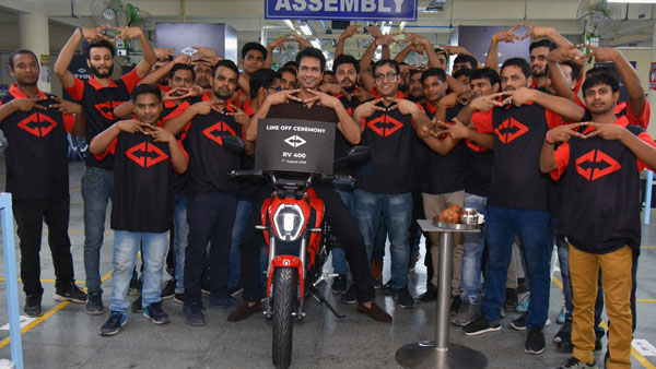 रिवोल्ट आरवी400 लॉन्च इंडिया इलेक्ट्रिक बाइक बुकिंग प्रोडक्शन शुरू