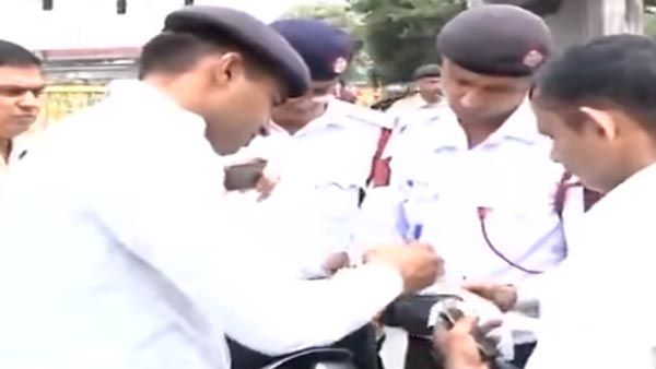 पटना में पुलिस वालों का कटा चलान, नए मोटर व्हीकल एक्ट के तहत हुई कारवाई