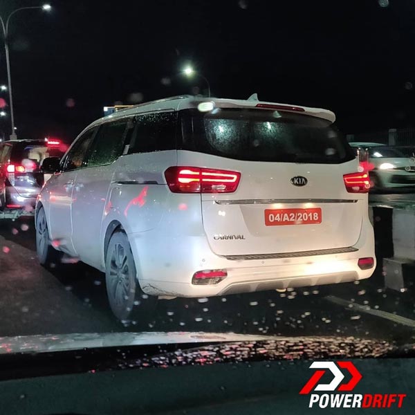 किया कार्निवल एमपीवी इंडिया टेस्टिंग फोटो लॉन्च जानकारी