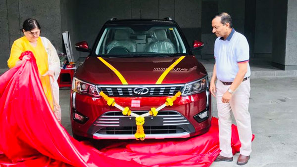 महिंद्रा के एमडी पवन गोयनका ने खरीदी एक्सयूवी300, आनंद महिंद्रा ने ट्वीट कर दी बधाई