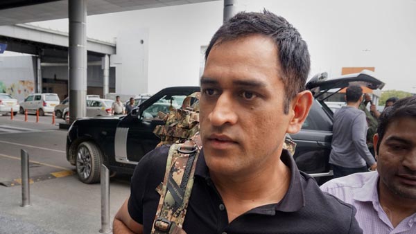 धोनी जीप ग्रैंड चिरोकि कीमत 1.6 करोड़ देश की सबसे ताकतवर एसयूवी