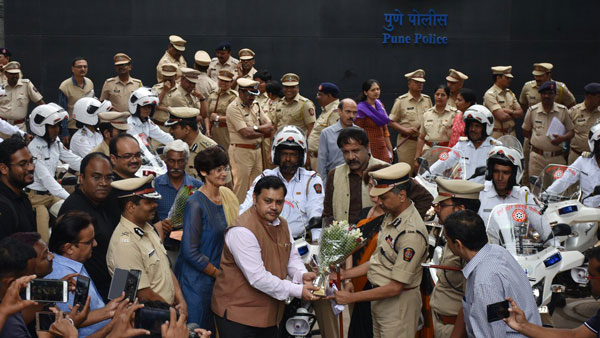 बजाज पल्सर पुणे ट्रैफिक पुलिस के बेड़े में शामिल जाने खूबियां