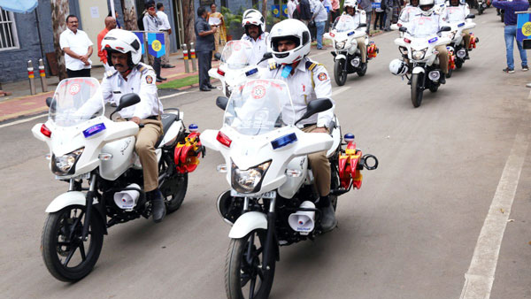 बजाज पल्सर पुणे ट्रैफिक पुलिस के बेड़े में शामिल जाने खूबियां