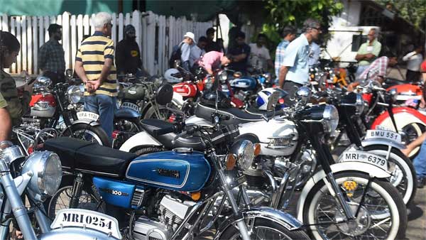 बाइक ट्रैफिक फाइन स्लिपर चप्पल पहनने पर 1000 रुपयें का जुर्माना