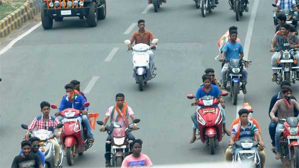 बाइक ट्रैफिक फाइन स्लिपर चप्पल पहनने पर 1000 रुपयें का जुर्माना