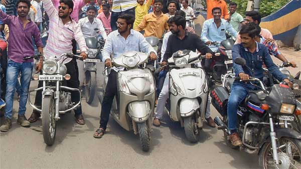 बाइक ट्रैफिक फाइन स्लिपर चप्पल पहनने पर 1000 रुपयें का जुर्माना