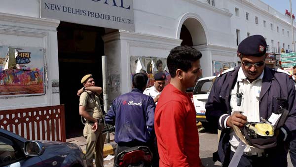 बाइक ट्रैफिक फाइन स्लिपर चप्पल पहनने पर 1000 रुपयें का जुर्माना