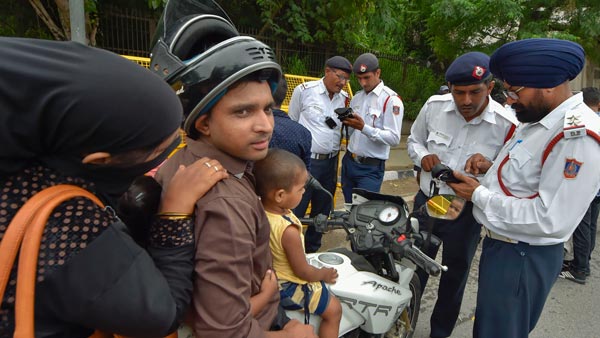 दिल्ली ट्रैफिक पुलिस 1.5 लाख ई-चालान लेगी वापस, इस विभाग की गलती बनी वजह
