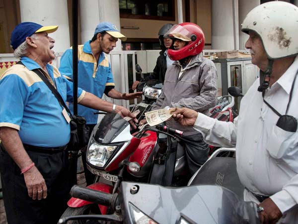 राजस्थान में पेट्रोल पंप 24 घंटे के लिए रहेंगे बंद, जानिये क्या है वजह