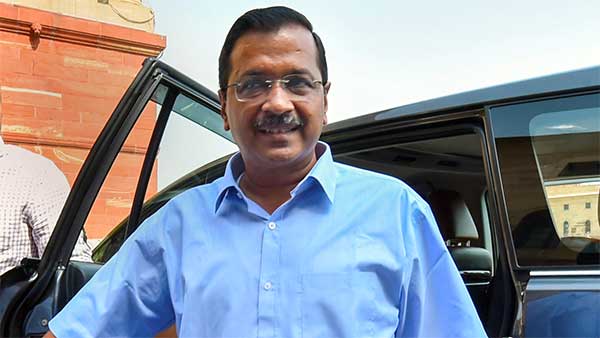 दिल्ली को अगले 6 महीने में मिलेगी 3000 बसें केजरीवाल ने की घोषणा
