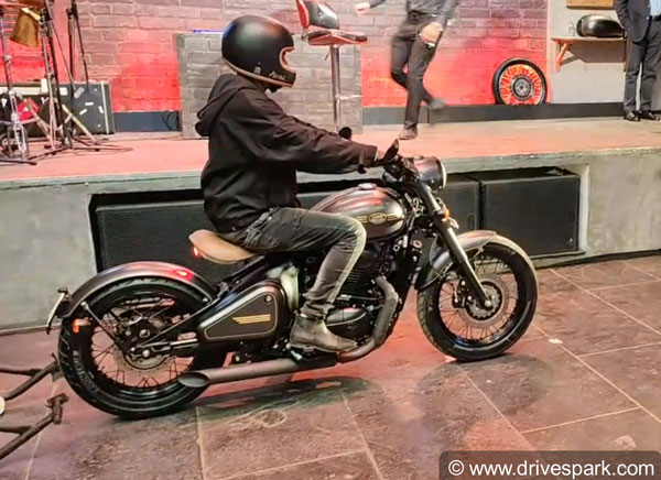 जावा पेराक लॉन्च कीमत बुकिंग डिलीवरी बीएस-6 इंजन फीचर्स जानकारी
