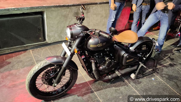 जावा पेराक लॉन्च कीमत बुकिंग डिलीवरी बीएस-6 इंजन फीचर्स जानकारी