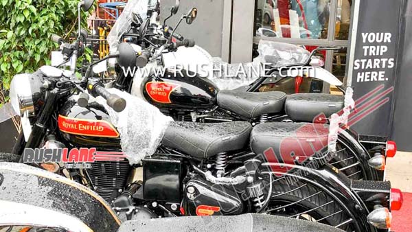 बीएस6 रॉयल एनफील्ड क्लासिक बुलेट 350 डीलरशिप में आयी नजर