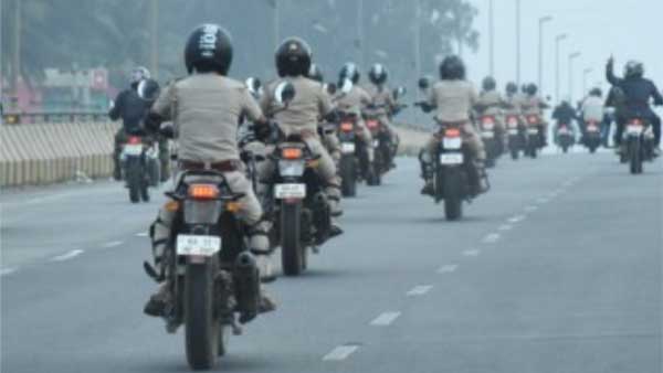 बैंगलोर पुलिस ने शुरू की ‘वी फॉर वुमेन’ बाइक ब्रिगेड, महिला सुरक्षा को देगी बढ़ावा