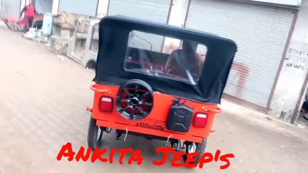 यह इलेक्ट्रिक जीप चलती है बैटरी पर, देखें वीडियो