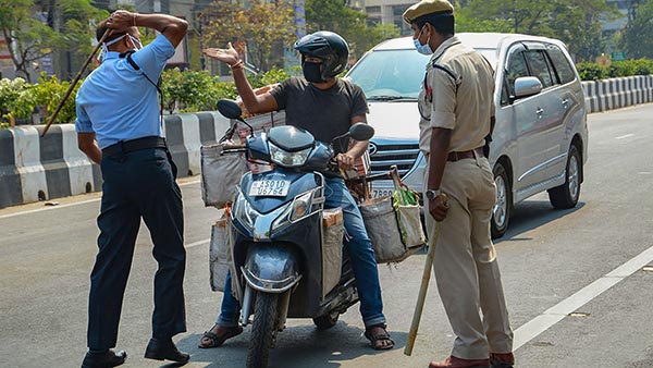 क्या कोरोना वायरसकार या बाइक में सफर सुरक्षित जानकारी