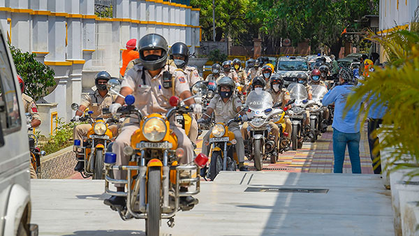 दिल्ली पुलिस गुरुद्वारा सायरन परिक्रमा नरेंद्र मोदी ने की तारीफ जानकारी