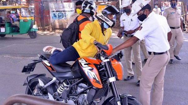 बैंगलोर पुलिस लॉकडाउन मरीज को दवाई पहुंचाने किया 800 किलोमीटर का सफ़र जानकारी