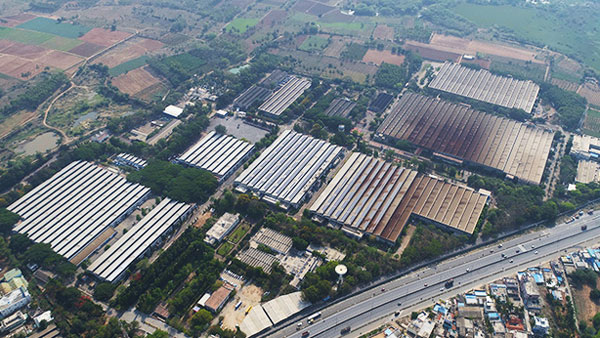 Ashok Leyland Restart Operations: अशोक लेलैंड ने देश के सभी प्लांट में शुरू किया उत्पादन