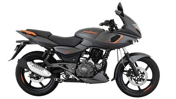 Bajaj Pulsar BS6 Range Price Hike: बजाज पल्सर बीएस6 रेंज की कीमत में हुई बढ़त, अपनी पसंदीदा बाइक के लिए देने पड़ेंगे इतने पैसे