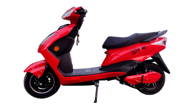 BattRE GPSie Electric Scooter Launch: बैटरी जीपीएसआईई इलेक्ट्रिक स्कूटर भारत में लाॅन्च