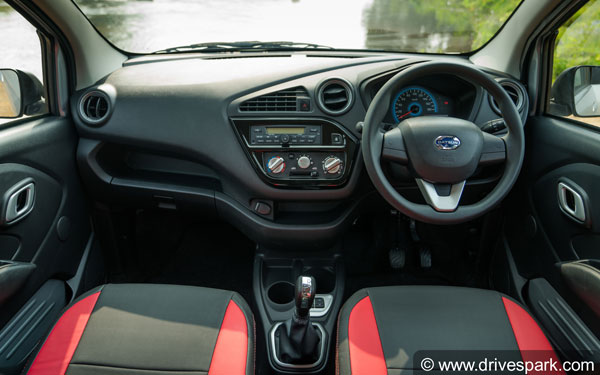 Datsun Redi-Go BS6 Price Revealed: डैटसन रेडी-गो बीएस6 फेसलिफ्ट कीमत इंजन फीचर्स जानकारी