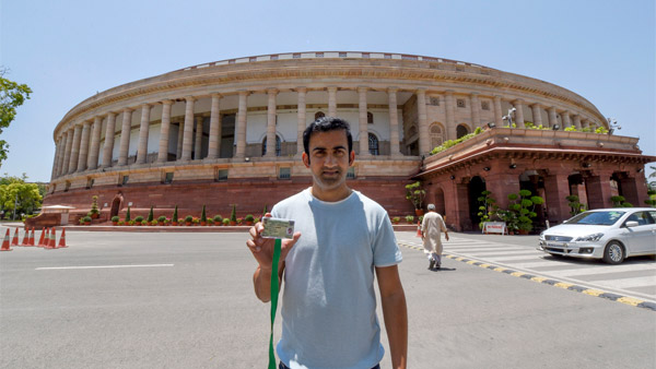 Gautam Gambhir’s Father’s Car Stolen: गौतम गंभीर के पिता की टोयोटा फॉर्च्यूनर कार चोरी