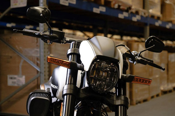Harley Davidson FXDR 114 Revealed: हार्ले-डेविडसन एफएक्सडीआर 114 लिमटेड एडिशन पेश