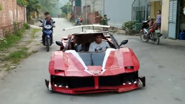 वियतनाम के इन तीनों लड़कों ने सिर्फ 15,000 रुपये में बनाई फरारी जैसी कार, देखें वीडियो