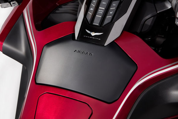 Honda GoldWing With Android Auto: होंडा गोल्ड विंग को एंड्रॉयड ऑटो कनेक्टिविटी के साथ करेगी पेश