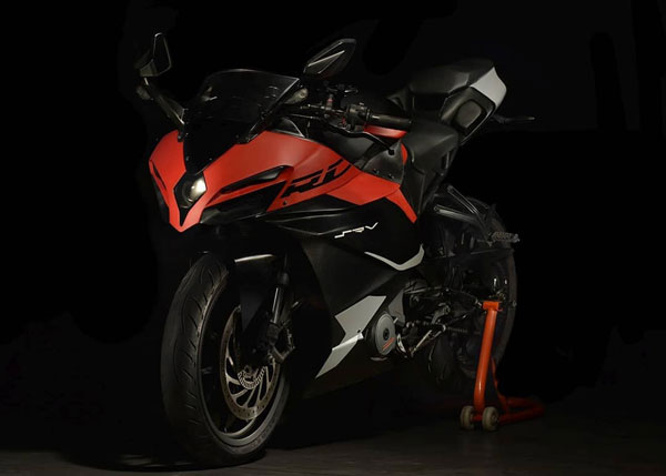 KTM RC 390 Modified By College Students: केटीएम आरसी 390 को कॉलेज स्टूडेंट ने किया मॉडिफाई
