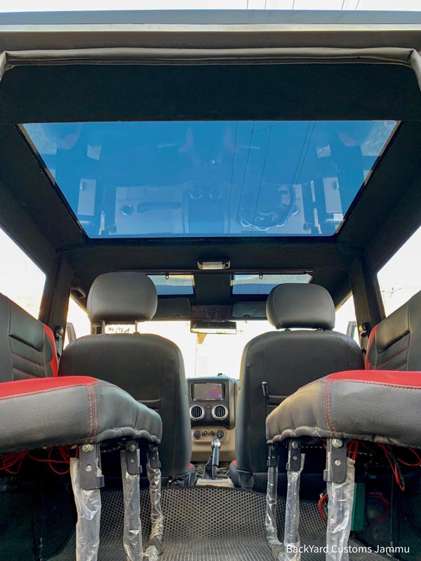 India's First Mahindra Thar With Panoramic Sunroof: इस मॉडिफाइड महिंद्रा थार में मिल रहा है सनरुफ