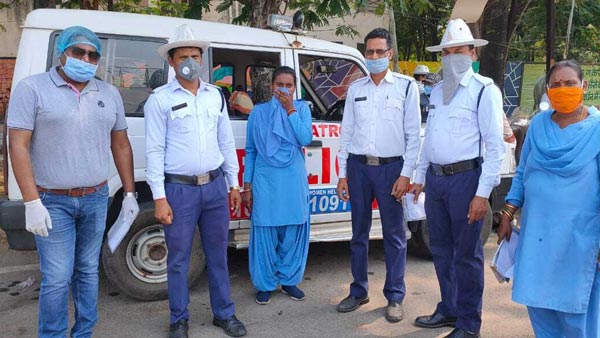एमजी मोटर 4000 पुलिस वाहन सेनिटाईज कोरोना से लड़ाई जानकारी