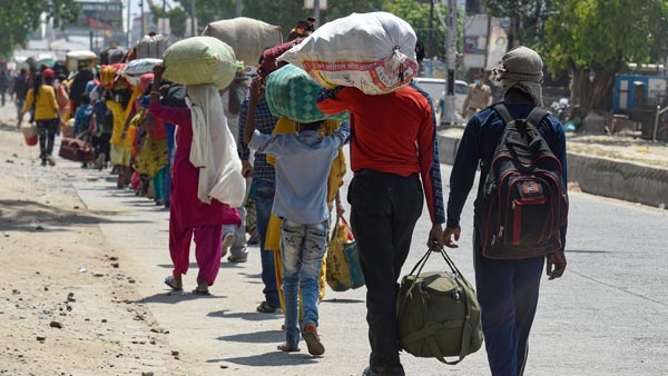 Mahindra To Help Migrant Workers: महिंद्रा प्रवासी मजदूरों को पहुंचाएगी घर, इन राज्यों में शुरु होगा अभियान