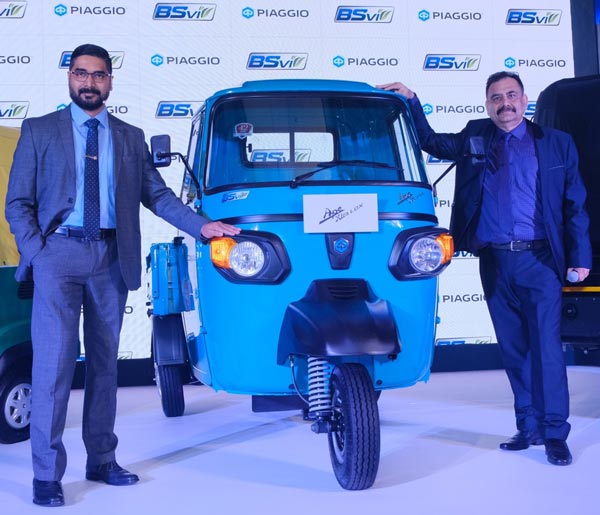 Piaggio Restarts Operations: पियाजियो ने फिर से काम किया शुरू, सरकार के निर्देश का हो रहा पालन