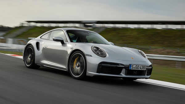 Porsche Reopens Dealerships In India: पोर्शे के डीलरशिप और सर्विस सेंटर दोबारा खुले