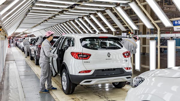 Renault To Lay-Off 15,000 Employees: रेनॉल्ट दुनिया भर में करेगी 15,000 कर्मचारियों की छंटनी