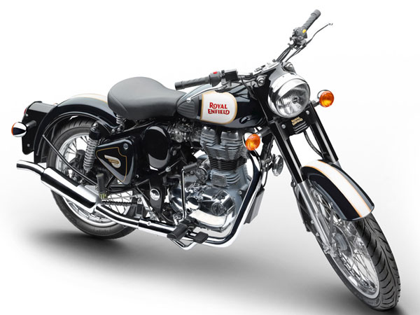Royal Enfield Offers Free Accessories: रॉयल एनफील्ड नई बाइक की खरीदी पर मिली रही 10,000 रुपये की फ्री एक्सेसरीज