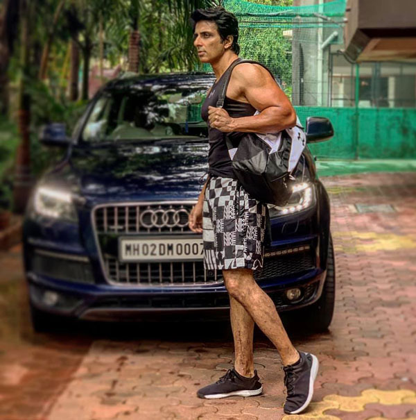 Sonu Sood's Car Collection: सोनू सूद कार कलेक्शन जानकारी