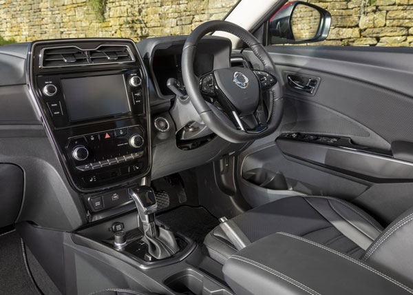 2020 Ssangyong Tivoli Facelift With Mahindra Engine: सैंग्योंग टिवोली फेसलिफ्ट में महिंद्रा का इंजन