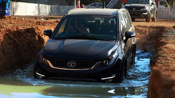 Tata Hexa BS4 Discontinued: टाटा हेक्सा बीएस4 की बुकिंग हुई बंद, जल्द लाॅन्च होगी बीएस6 माॅडल