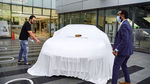 Virat Kohli's Brother Buys Porsche Panamera Turbo: विराट कोहली के भाई ने डीलरशिप खुलते ही खरीद ली करोड़ो की यह कार