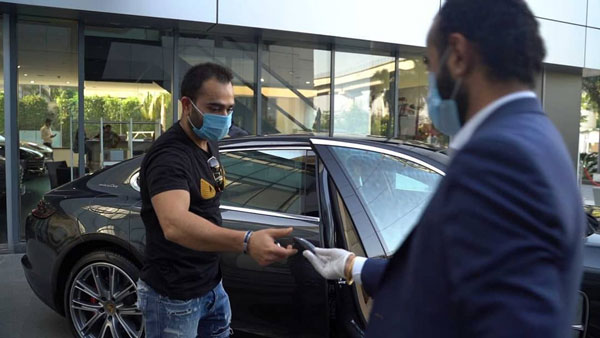Virat Kohli's Brother Buys Porsche Panamera Turbo: विराट कोहली के भाई ने डीलरशिप खुलते ही खरीद ली करोड़ो की यह कार