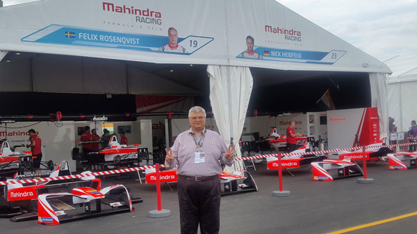 Mahindra & Mahindra: महिंद्रा से अलग हुए कंपनी के चीफ मार्केटिंग ऑफिसर विवेक नायर