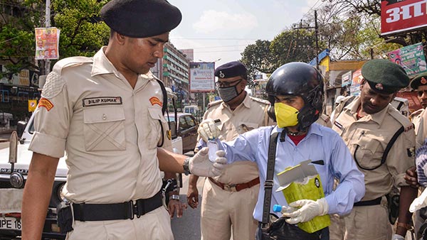 Chandigarh Admin Issues Advisory: सोशल डिस्टेंसिंग का उल्लंघन करने वालों पर चालान करेगी चंडीगढ़ प्रशासन