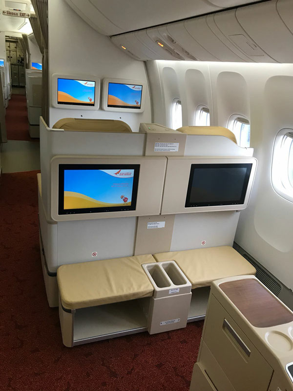 PM Narendra Modi's Custom-Made Aircraft: प्रधान मंत्री मोदी की नई बी777 प्लेन सिंतबर में होगी डिलीवर,