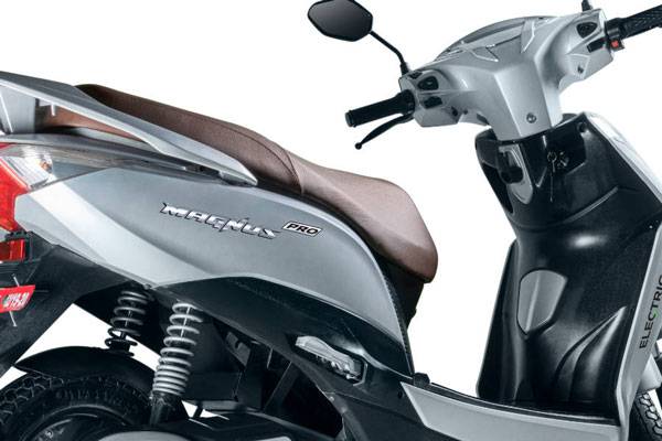Ampere Magnus Pro Electric Scooter Launched: एम्पियर मैग्नस प्रो इलेक्ट्रिक स्कूटर लॉन्च प्राइस 73,990 रुपये रेंज फीचर्स जानकारी