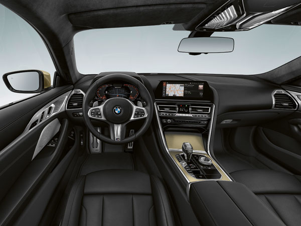 BMW 8 Series Golden Thunder Edition: बीएमडब्ल्यू के 8 सीरीज गोल्डन थंडर एडिशन का हुआ खुलासा